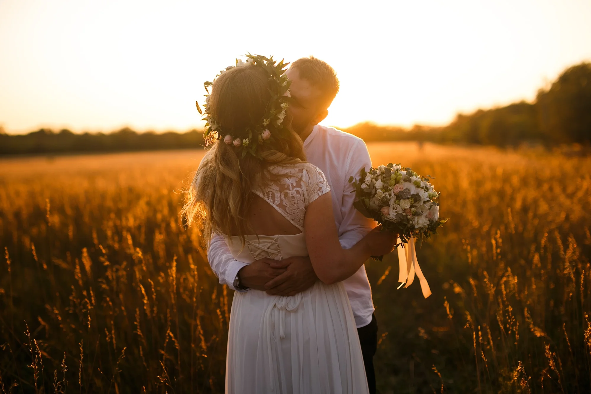 Chiffon wedding dress